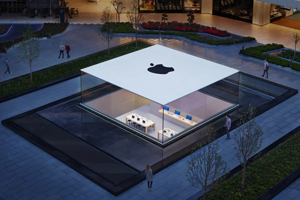 Apple Store'dan iPhone 12 Satın Almak Bu Yıl Farklı Olacak