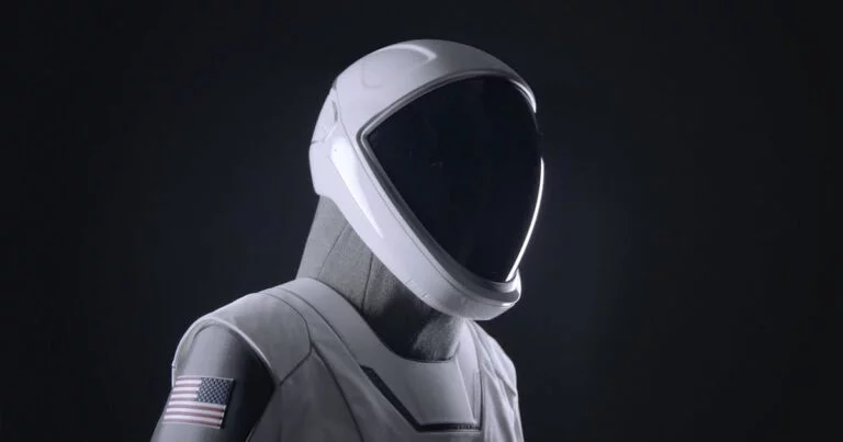 Lil Nas X Gerçek Bir SpaceX Kaskını Nasıl Elde Etti?