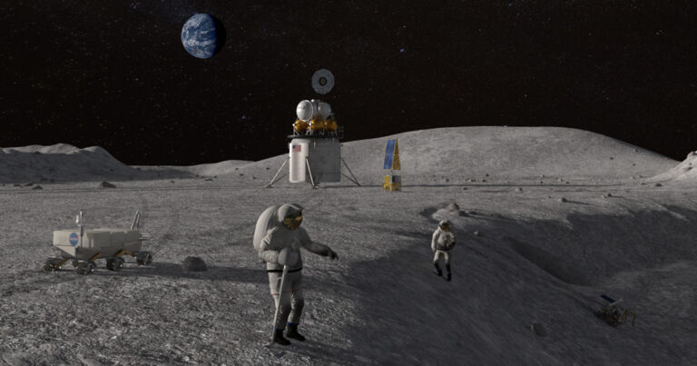 NASA, 2024'e Kadar Ay'a Astronotların İniş Yapamayacağını Kabul Etti