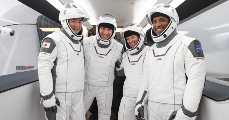 NASA'nın Tarihi SpaceX Lansmanı Nasıl İzlenir?