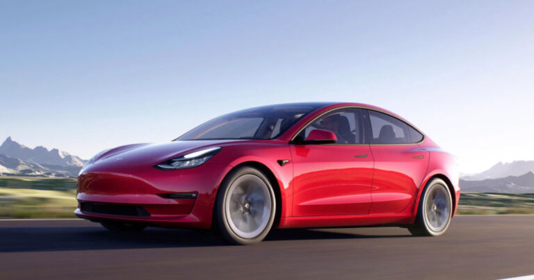 Tesla 35.000 Dolarlık En Ucuz Arabasını İptal Etti
