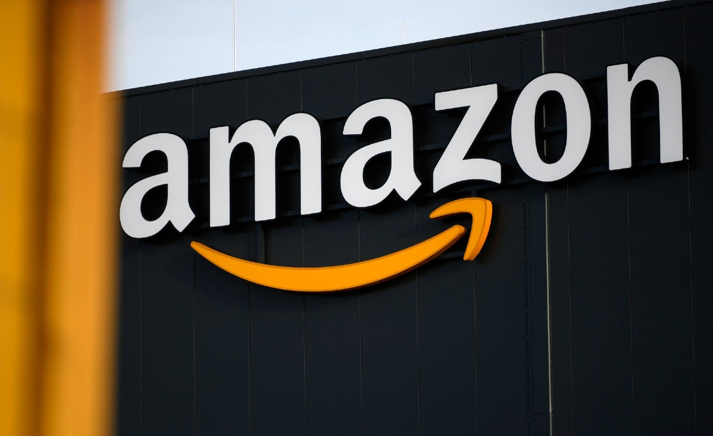 Amazon Çalışanlarına 500 Milyon Dolarlık Tatil İkramiyesi Verdi